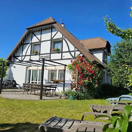 Holiday home Comfortable With A Private Garden *