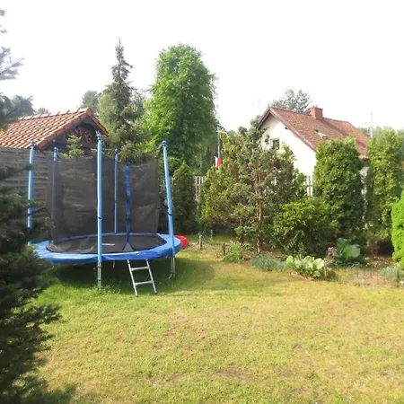 Comfortable With A Private Garden Holiday home *
